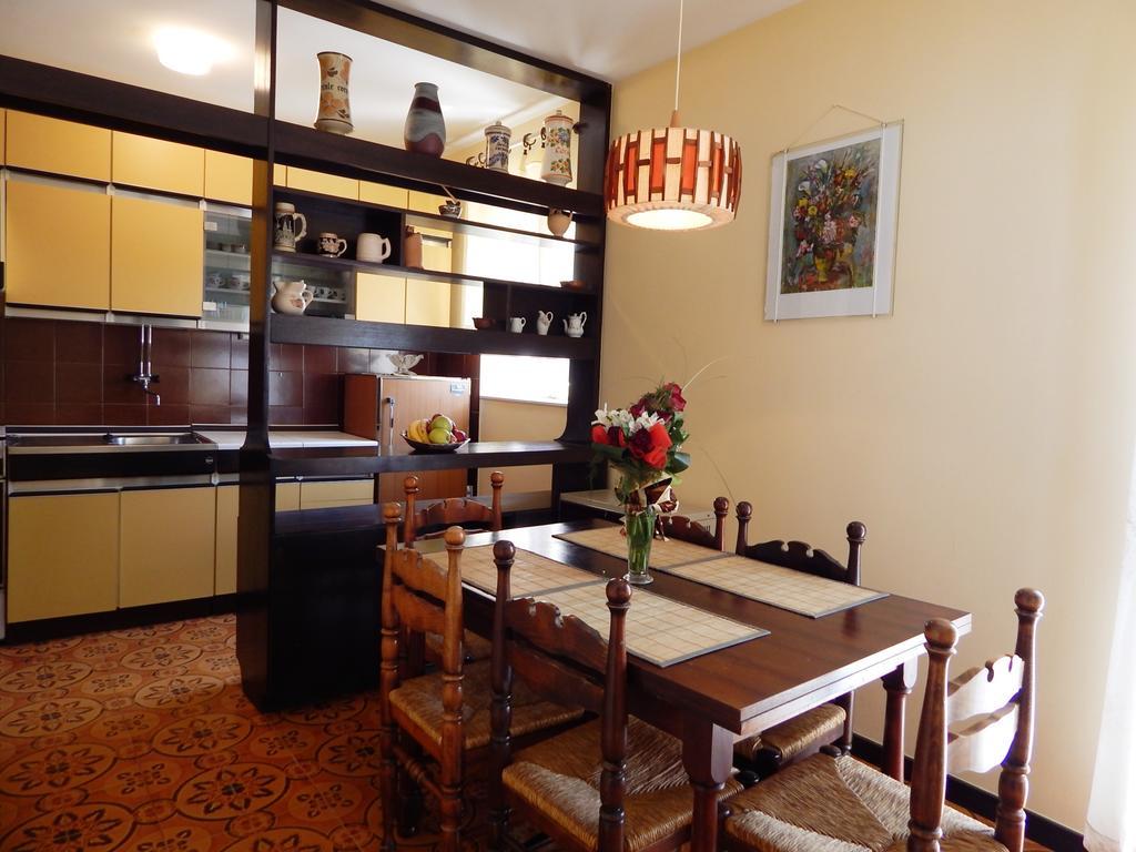 Villa Maristika Omiš Szoba fotó