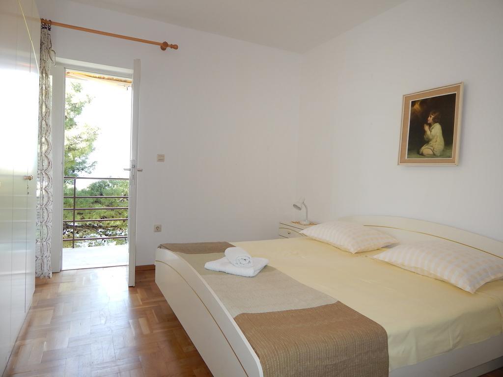 Villa Maristika Omiš Szoba fotó